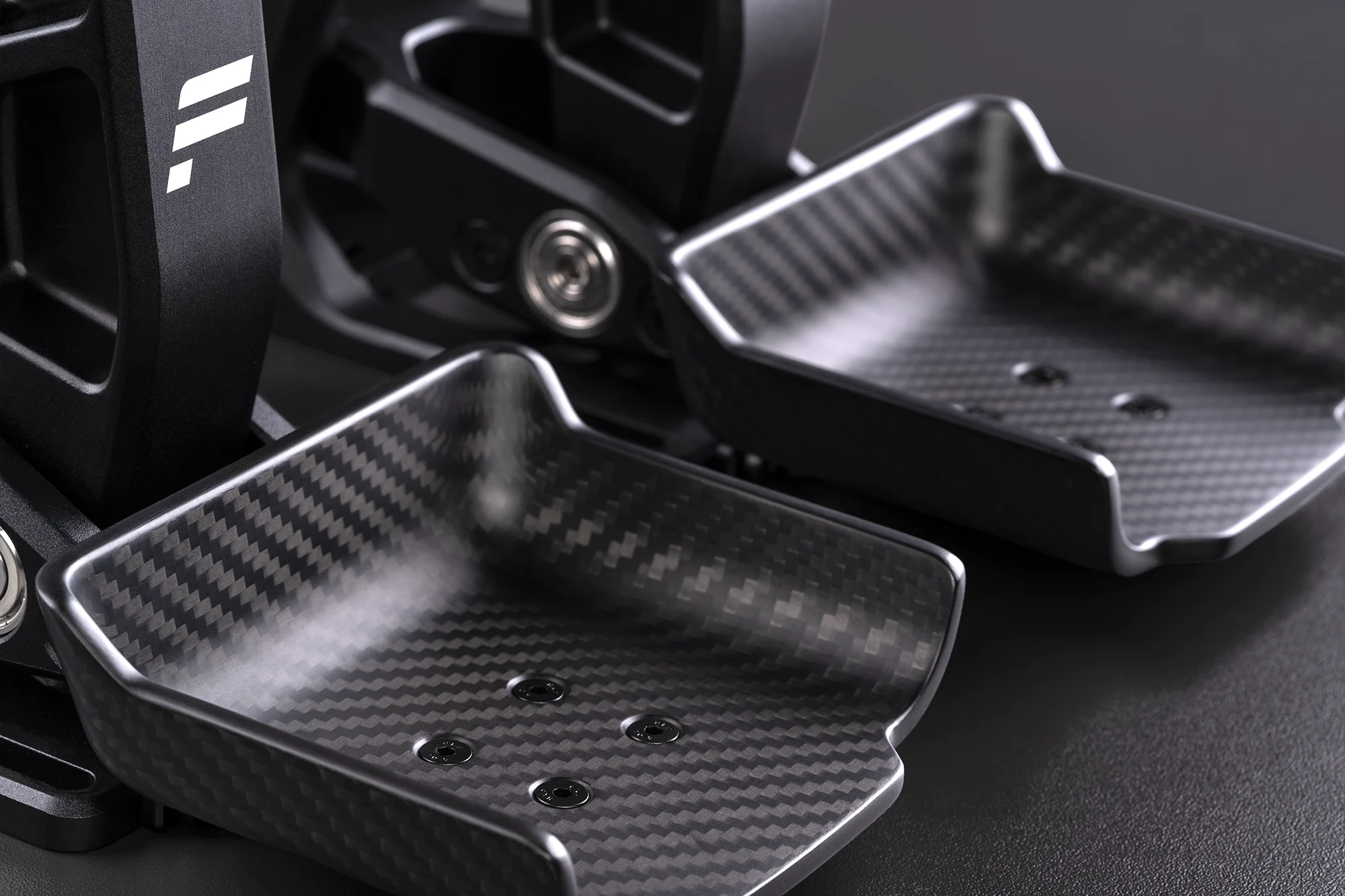 Fanatec Podium Pedals Formula + GT Pedal Plates – detail