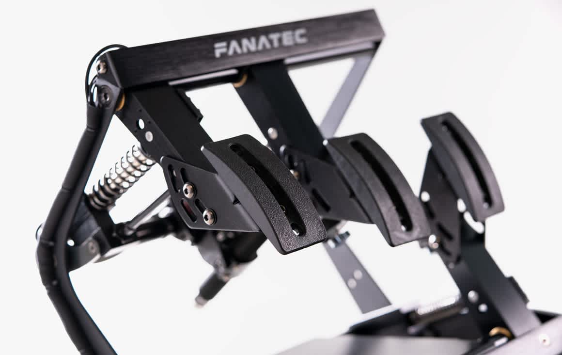 Fanatec ClubSport Pedals V3 Inverted – Load cell 90 kg a Hall senzory