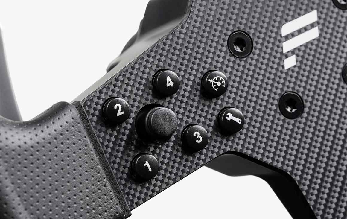 Detalhe de botões e stick 5-vias do P1 V2