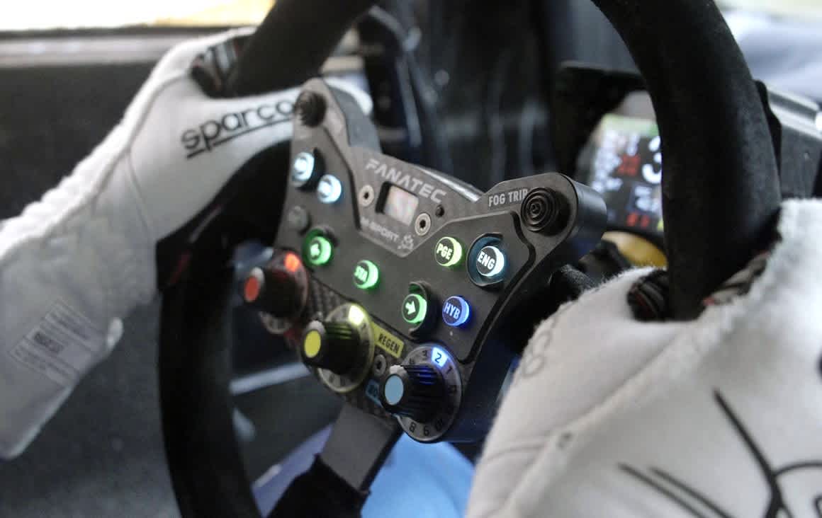 ClubSport Steering Wheel Rally Sweden pro Xbox – Plně programovatelné ovládání