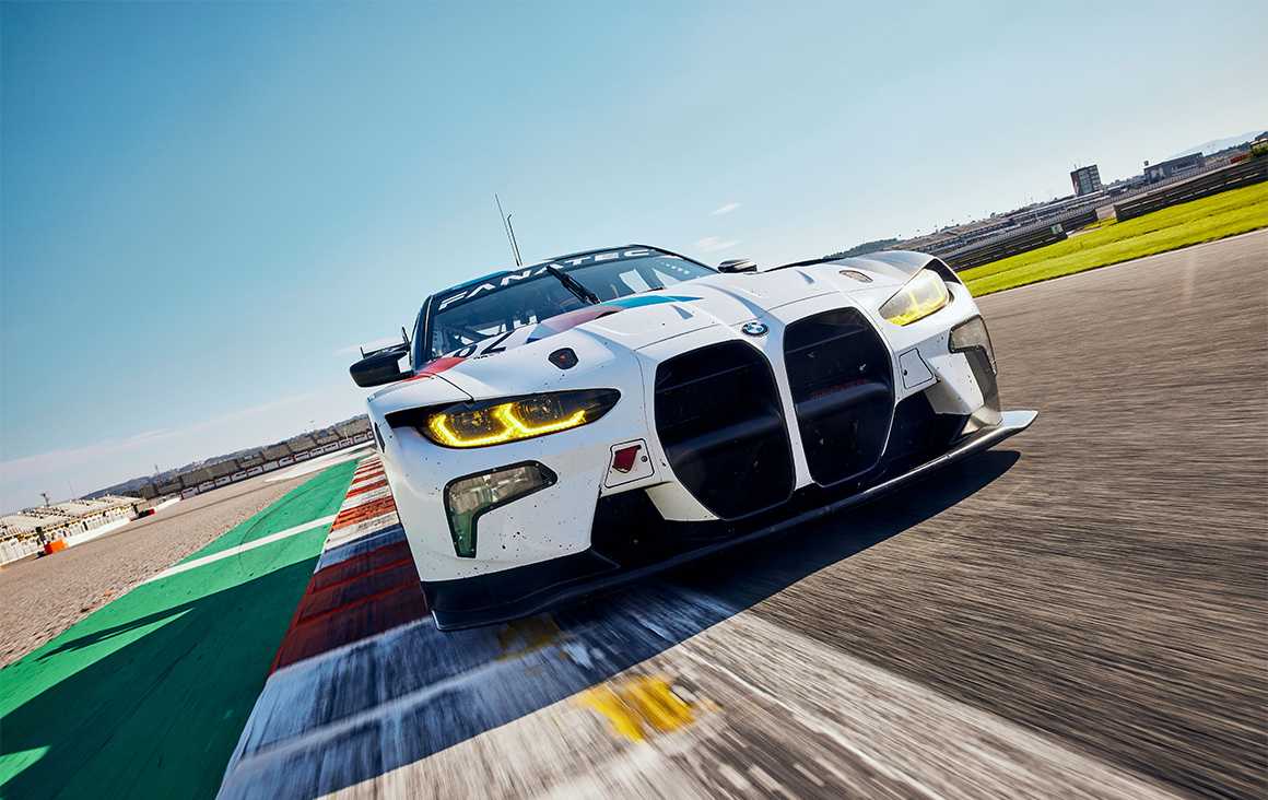 Podium Steering Wheel BMW M4 GT3 – Pokročilé ovládací prvky