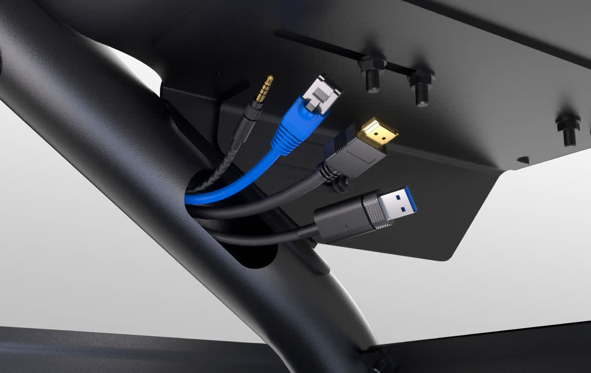 Fanatec ClubSport GT Cockpit (černý) – Kabely a zdroj uklizené uvnitř